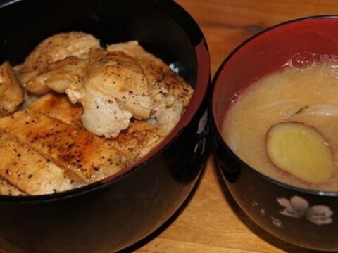 簡単、安い、美味しいの三拍子　豚肉ロース丼